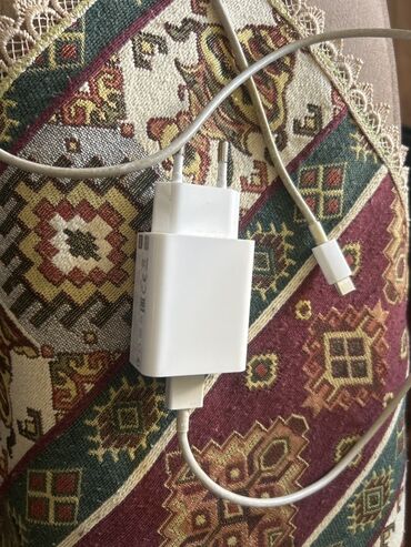 Повербанки: Кабель Apple, Lightning