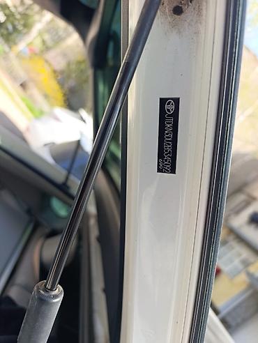 Toyota: Toyota Prius: 2011 г., Гибрид at lalafo.kg — 12 Toyota: Toyota Prius: 2011 г., Гибрид — 12