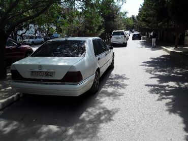 Mercedes-Benz: Mercedes-Benz S-Class: 3.5 l | 1995 il Sedan — 3