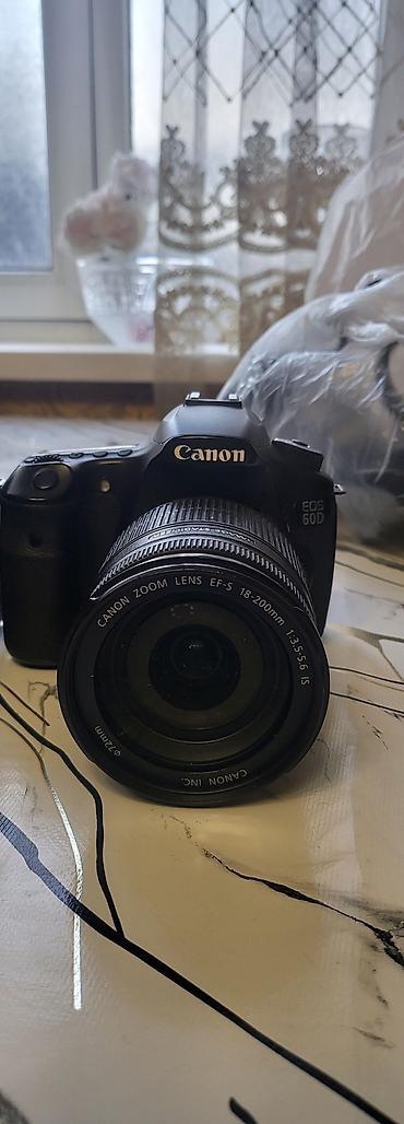 Фотоаппараты: Зеркальная камера Canon (серия EOS) - Байонет Canon EF/EF-S, «горячий — 2