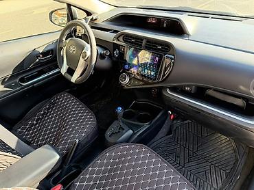 tayota vindom: Toyota Prius C: 2016 г., Автомат, Гибрид, Хэтчбэк — 6