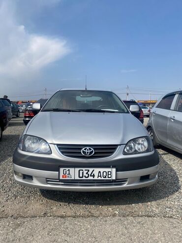 Toyota: Toyota Avensis: 2002 г., 2 л, Автомат, Бензин, Хэтчбэк