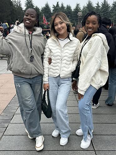 Языковые курсы: Языковые курсы Китайский Для взрослых, Для детей — 13