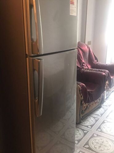 Uzunmüddətli kirayə mənzillər: Hezi Aslanov metrosu, Fəridə Şadlıq Sarayı yaxınlığında 1 otaqlı — 7