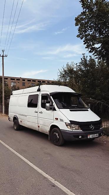 sprinter 4 4: Mercedes-Benz Sprinter — длиннобазный фургон белого цвета с высокой — 1