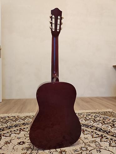 gitara: Klassik gitara, İşlənmiş, Ünvandan götürmə, Pulsuz çatdırılma, Ödənişli çatdırılma — 2