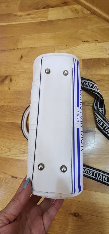 Çantalar: Çiyin çantası — 10