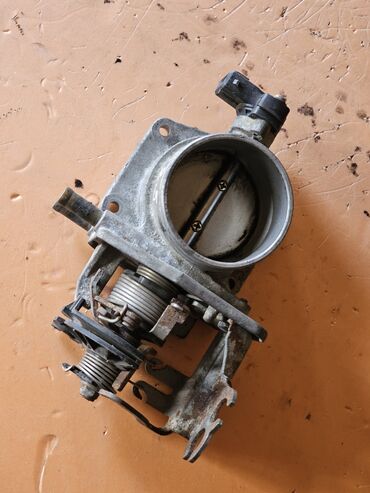 Дроссельные заслонки: Дроссельная заслонка BMW 1997 г., Б/у, Оригинал, Германия — 9