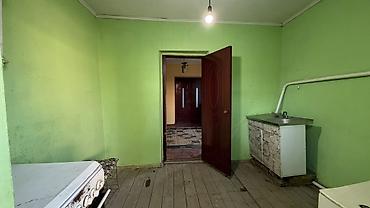 Продажа полдома: Продается пол дома с участком и огороженным двором. Район нового at lalafo.kg — 13 Продажа полдома: Продается пол дома с участком и огороженным двором. Район нового — 13