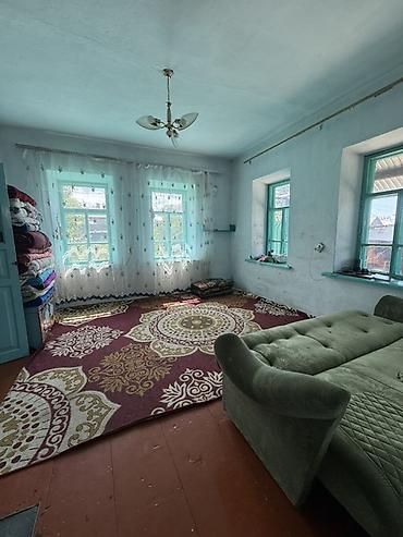 район ленинский: 🏡 Продаётся дом в г. Каракол! 📍 Адрес: ул. Московская, угловой участок — 10