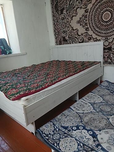 bunk bed: Кровать односпальная из ЛДСП, цвет – белёный дуб. - Размер спального — 1