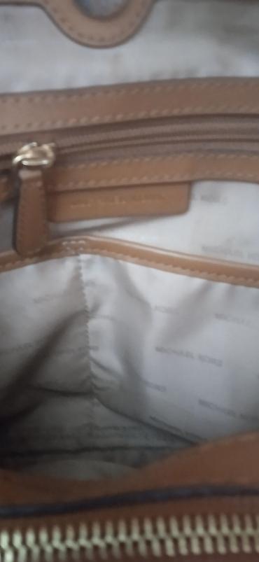 Классические сумки: Сумка michael Kors, произведена на Филиппинах, б/у, в отличном — 4