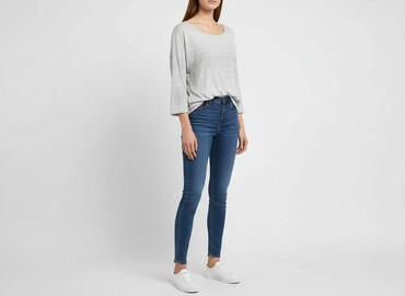 4f koszulki termoaktywne: H&M, Футболка жіноча, розмір M