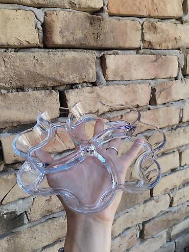 cvetovi od papira prodaja: Staklena posuda Kaveh Glassware – model Flower (PD1316GCL) - — 2