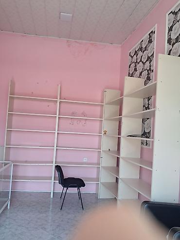 divar rəf: Mağaza üçün rəflər və şüşə vitrin dəsti - Material: ağ rəngli — 2
