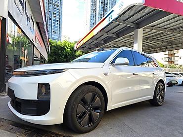 lixiang: Lixiang L6: 2024 г., 1.5 л, Автомат, Гибрид, Внедорожник — 3