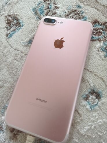 Apple iPhone: IPhone 7 Plus, Б/у, 32 ГБ, Розовый, Коробка, 70 %