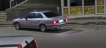 кроун машина: BMW 5 series: 1990 г., 2 л, Механика, Бензин, Седан