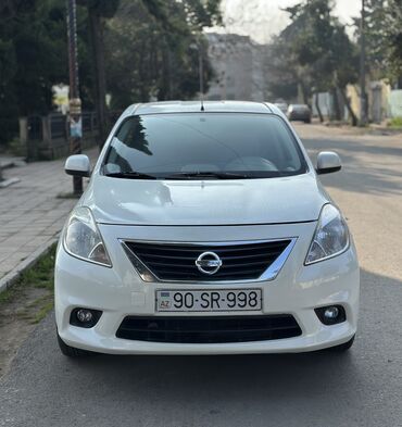 hunday elantra 2013: Nissan Sunny: 1.5 l | 2013 il Sedan