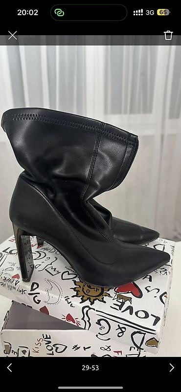 Костюмы с юбкой: Женская Одежда, покупала в Италии/Дубаи, размеры от 48 до 58, новое и — 41