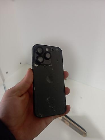 iphone s16: Qara, Qırıq — 2