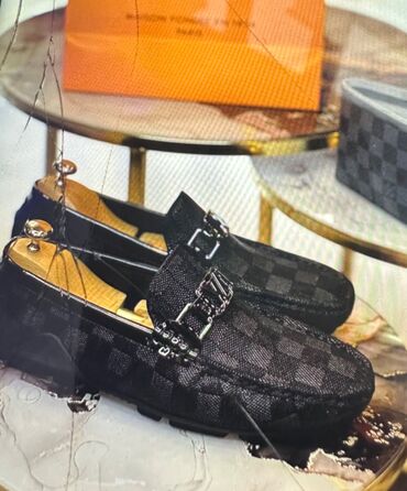 ayaqqabı mağazaları: Louis Vuitton Markali makasin Super veziyətdə, rahatciligina söz ola