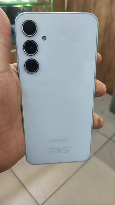 обменяю на: Samsung Galaxy A35, Колдонулган, 256 ГБ, 1 SIM, 2 SIM