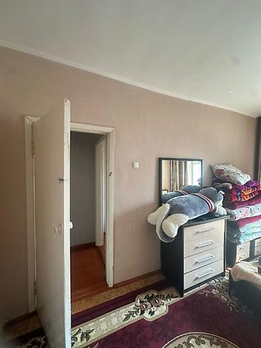 Долгосрочная аренда комнат: Сдается 2х комнатная квартира в Киркомстроме Бишкек Описание: - — 11