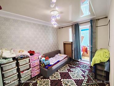 возле дороги: 3 комнаты, 62 м², Индивидуалка, 3 этаж — 6