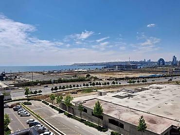carpayilarin satisi: Ağ şəhər, 4 otaqlı, Yeni tikili, 184 kv. m — 2