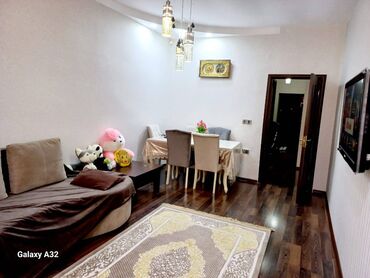 Yeni tikili: 3 otaqlı, Yeni tikili, m. Həzi Aslanov, 94 kv. m — 3