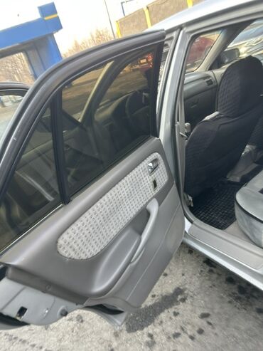 Mazda: Mazda 626: 2001 г., 2 л, Механика, Бензин, Седан — 6