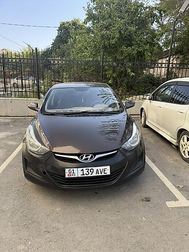 Hyundai: Hyundai Elantra: 2015 г., Седан — 6