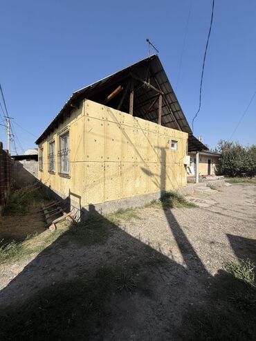 дом с удобствами: Дом, 100 м², 6 комнат
