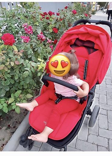 easy walker: Прогулочная коляска Valco Baby Snap 4, красная - Лёгкая и манёвренная — 3
