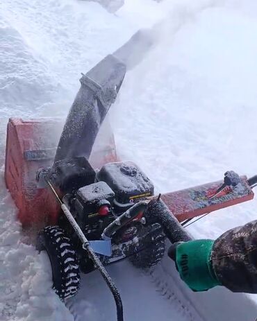 Снегоочистители: ❄️ Снегоуборочная машина 🗣️от компании Техномаш! ⠀ Устали от — 2