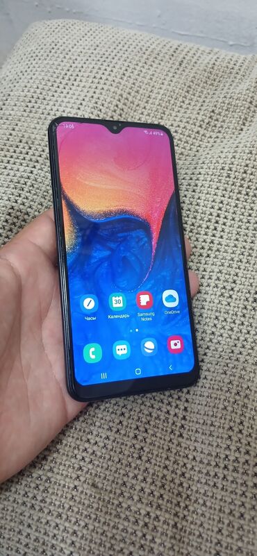 en ucuz samsung telefon: Samsung A10e, 32 ГБ, цвет - Синий