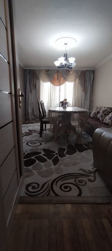 Köhnə tikili: Bakı, Yasamal, 3 otaqlı, Köhnə tikili, m. İnşaatçılar, 75 kv. m