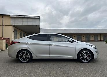 ford transit mikroavtobus: Hyundai Elantra: 1.6 л | 2015 г. Седан — 9