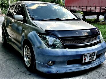 Toyota: Toyota ist: 2003 г., 1.3 л, Автомат, Бензин, Хэтчбэк