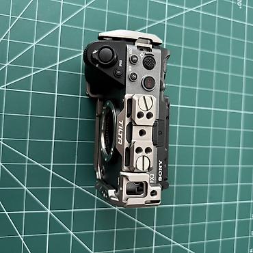5250 bt: Sony Fx3 Öz kameramdır heç bir cızığı ya da problemi yoxdur aldığım — 2