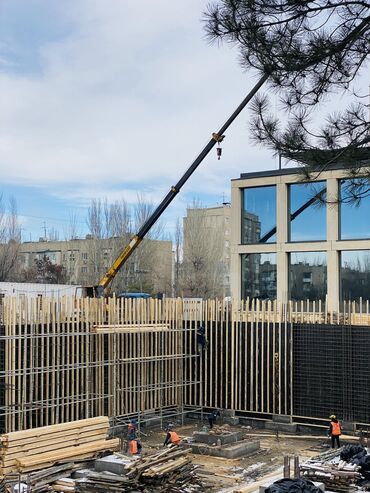 Услуги автокрана: Стрела 21 м, 5000 т — 2