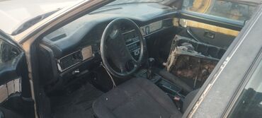 Транспорт: Audi 100: 1990 г., 2.3 л, Механика, Бензин, Седан