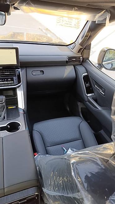 lc 500: Toyota Land Cruiser: 2026 г., 3.5 л, Автомат, Бензин, Внедорожник — 8