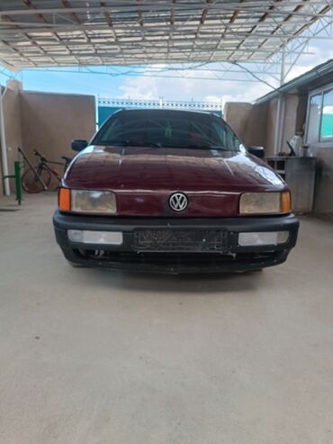 volkswagen passa: Volkswagen Passat: 1991 г., 1.8 л, Механика, Бензин, Универсал