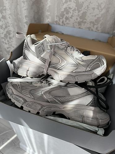 Айымдардын бут кийими: Кроссовки Balenciaga Runner Заказывала с Китая с доставкой обошлись — 4