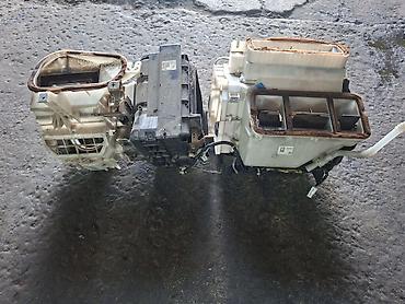 Детали салона: Салонная печка взборе на Honda Step Wagon RF3 RF5 RF7 — 2