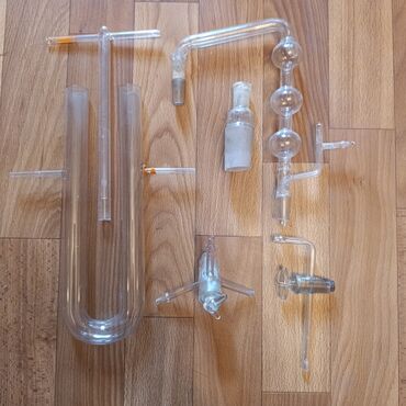 Другие медицинские товары: Лабораторная химическая посуда Наименование - Количество Термометр — 17