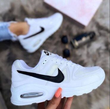 Patike: Nike air max command patike Novo Brojevi 36 do 46, zavisi od modela — 2