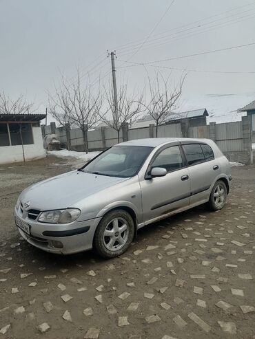 Nissan: Nissan Altima: 2000 г., 1.5 л, Механика, Бензин, Хэтчбэк